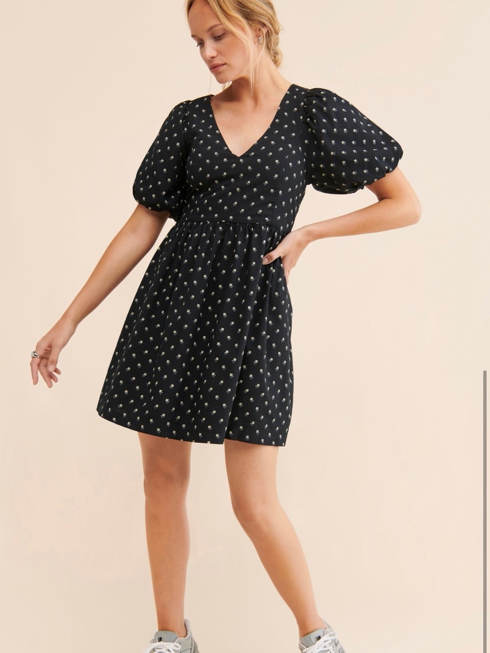Madewell Black Puff-Sleeve V-Neck Mini Dress with Floral Print